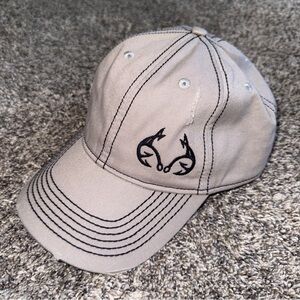 Realtree Fishing Officially Licensed Beige Tan Distressed Cap Hat